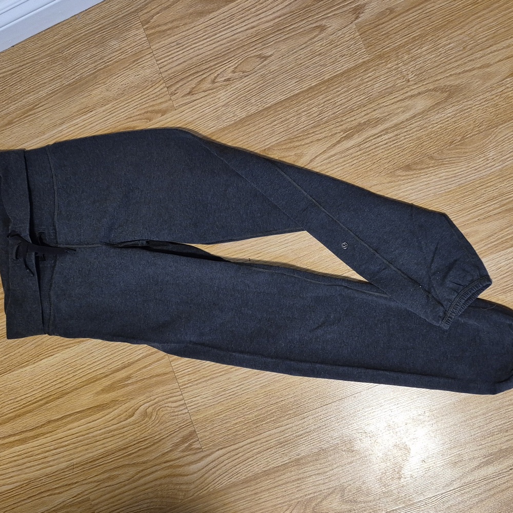 Lululemon Athletica After Asana Charcoal Lounge Pants Size 6